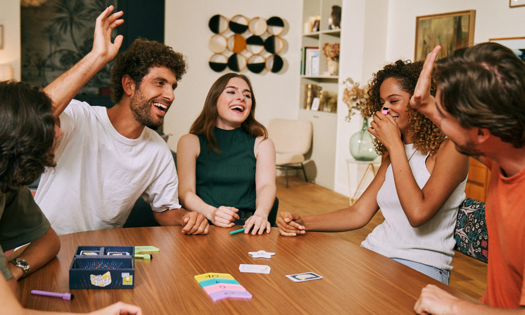 Les trucs pour une soirée entre amis où tout le monde gagne!