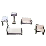 Gigantes moviendo mueblecitos