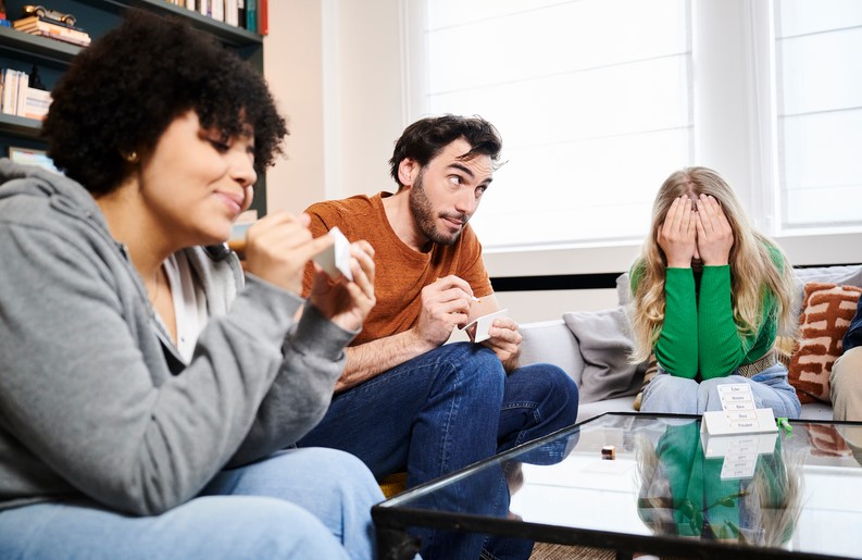 partie jeu de societe just one asmodee