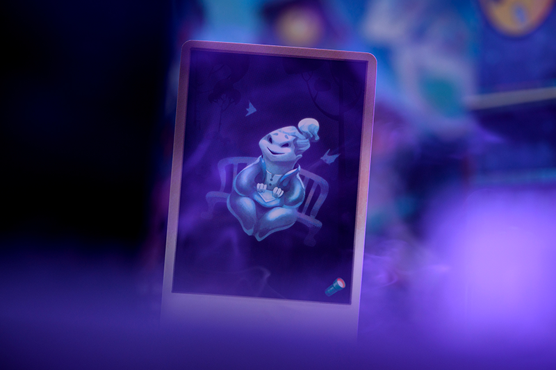 The first player to capture 5 Ghosts...